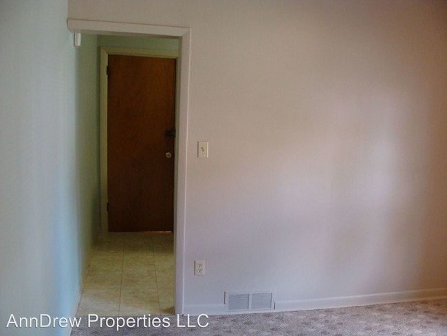 Foto del edificio - 329 Lyon St NE