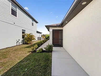 Building Photo - 17110 Parma Ct