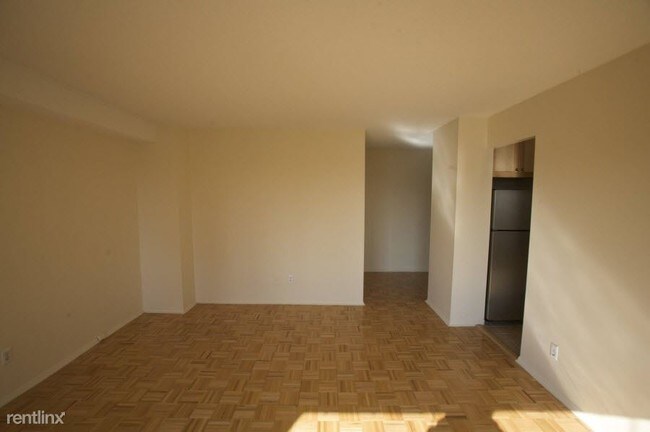 Building Photo - 40 Waterside Plz