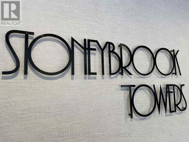 Photo du bâtiment - 1600 Adelaide St