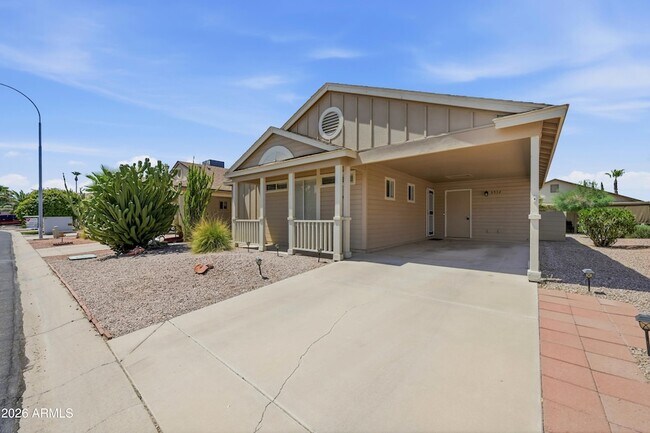 Building Photo - 6532 S Sawgrass Dr