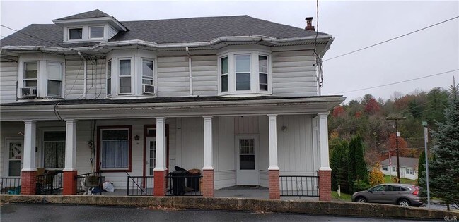 Building Photo - 22 Catawissa St