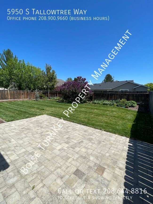 Building Photo - 5950 S Tallowtree Way
