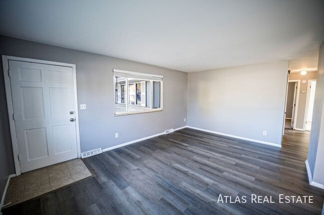 Building Photo - 16232 W 13th Ave