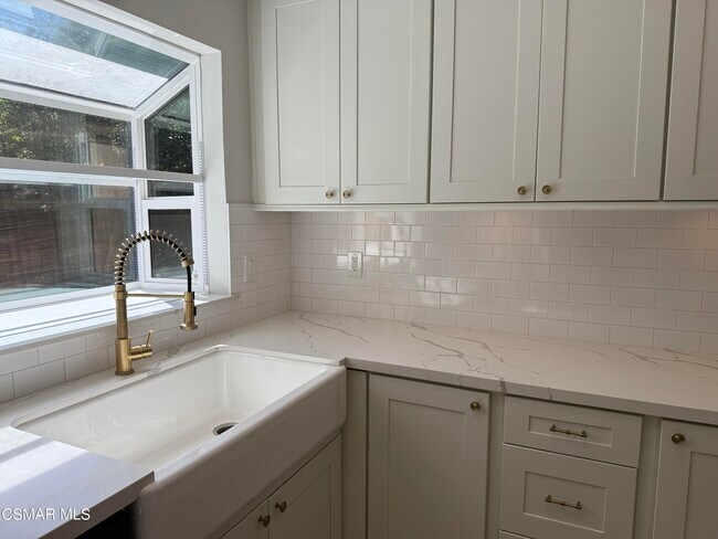 Foto del edificio - 3622 Cambria St