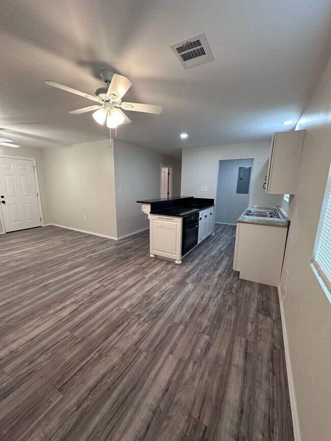 Foto del edificio - 3 bed 2 bath Country Amarillo Home