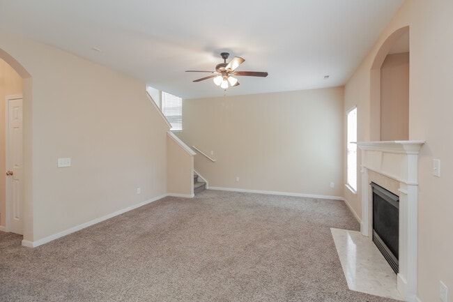 Building Photo - 507 Amersham Ln