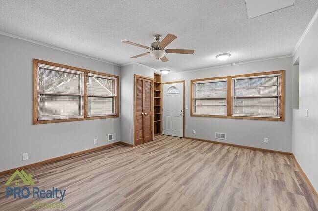 Foto del edificio - 4 Bedroom Home **Free August Rent with an ...