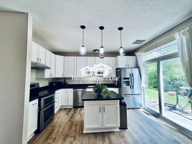 Foto del edificio - 16799 39th Ave N