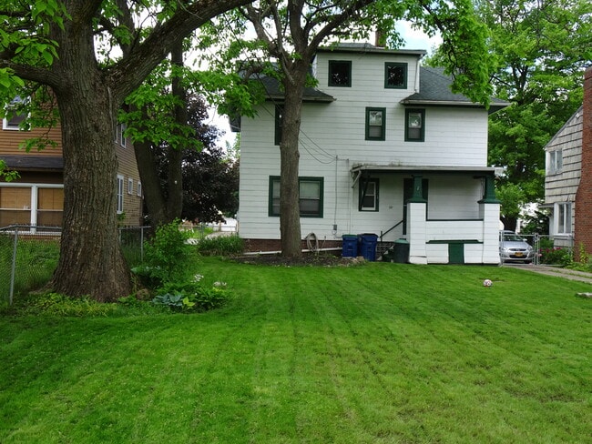 Building Photo - 179 Niagara Falls Blvd