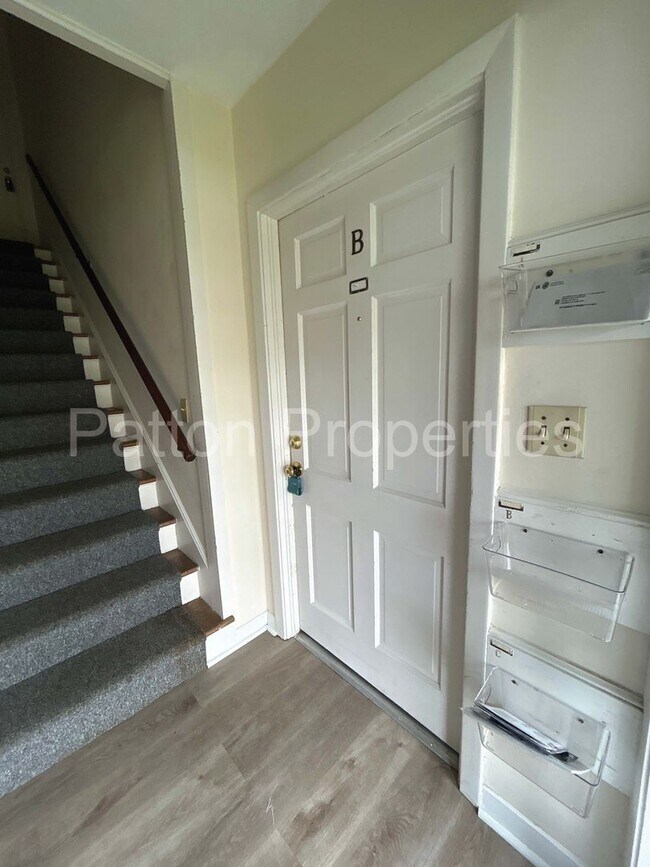 Foto del edificio - 920 Daly St