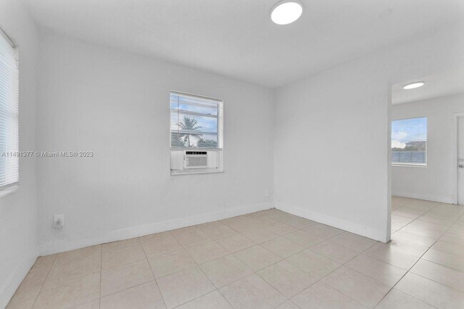 Building Photo - 26542 SW 138th Ct
