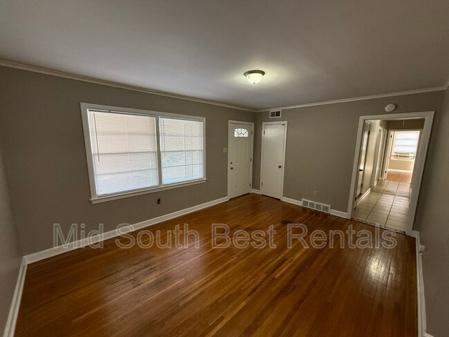 Building Photo - 3848 Belleau St