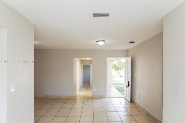 Building Photo - 1031 NW 178th Terrace