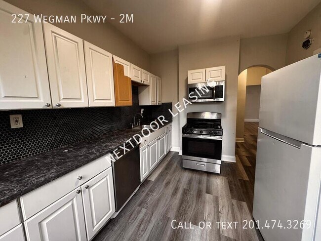 Foto del edificio - 227 Wegman Pkwy