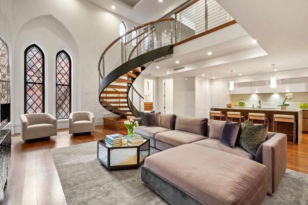 Foto principal - 201 W Brookline St