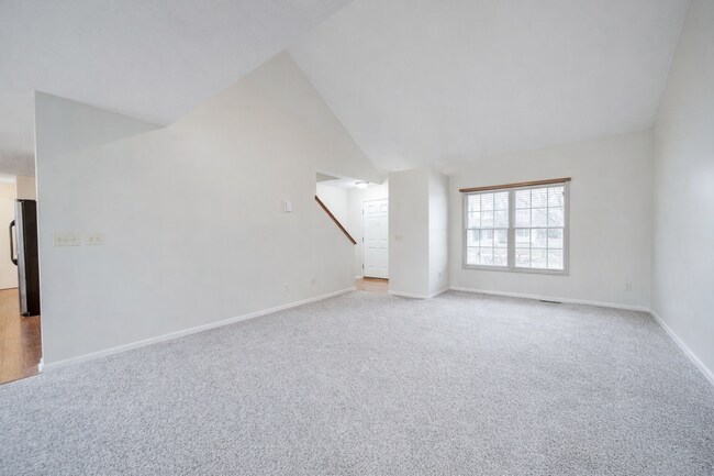 Foto del edificio - 8602 Smokey Hollow Dr