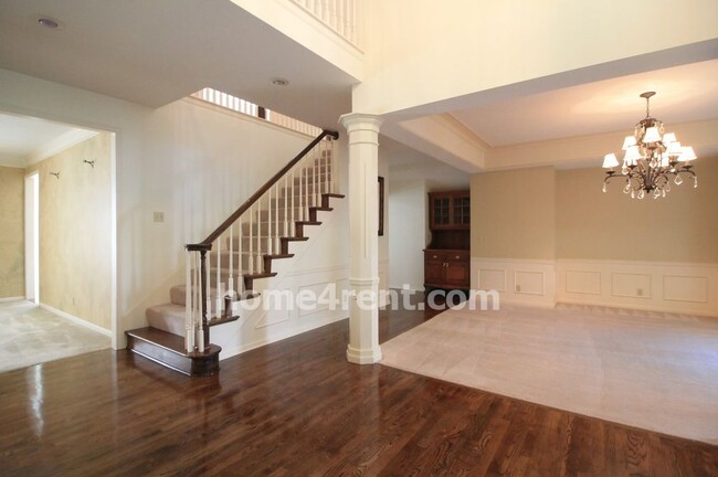 Building Photo - 13104 Pawnee Ln