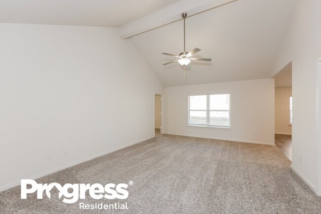 Building Photo - 9604 Teton Vis Dr