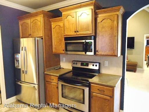 Building Photo - 113 Weeping Cir