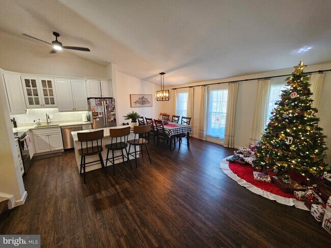 Foto del edificio - 5909 Wood Sorrels Ct