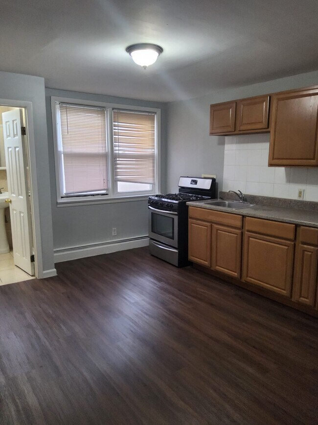 Foto del edificio - 90 E 21st St