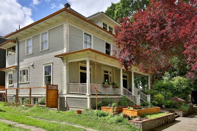 Photo - 2023 NE 8th Ave House