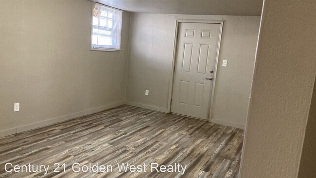 Building Photo - 1 br, 1 bath House - 304 Dearborn St