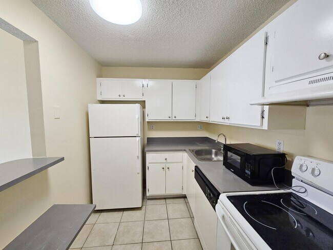 Building Photo - 7130 NW 179th St