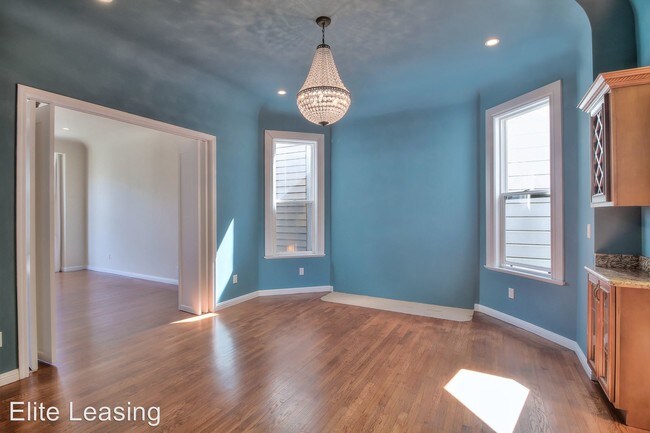 Building Photo - 545 Ashbury St