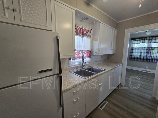 Foto del edificio - 1124 Kern St