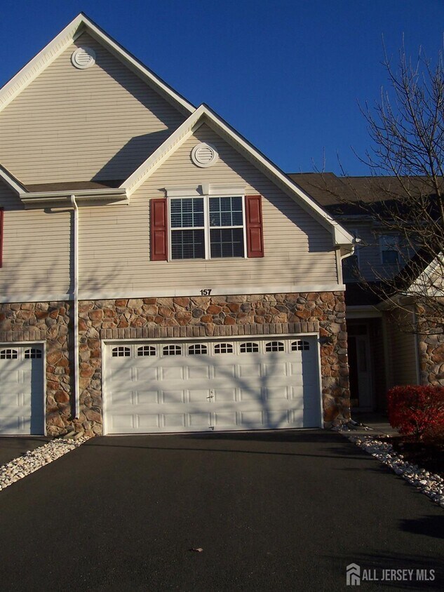 Foto principal - 157 Valmore Ct