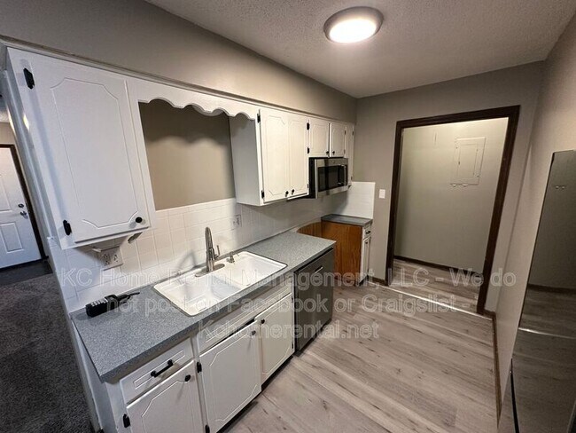 Foto del edificio - 6333 N Wyandotte St