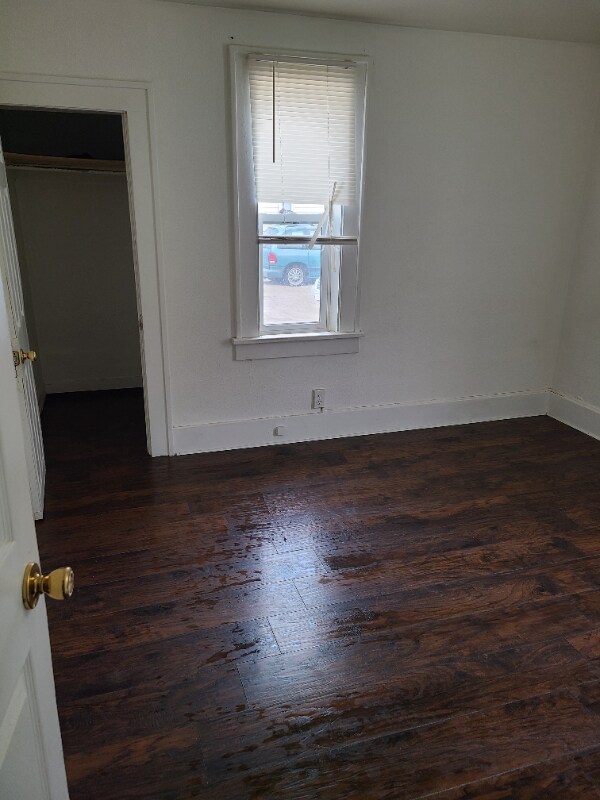 420.5 E Overland, Scottsbluff, NE 69361 Room for Rent in Scottsbluff