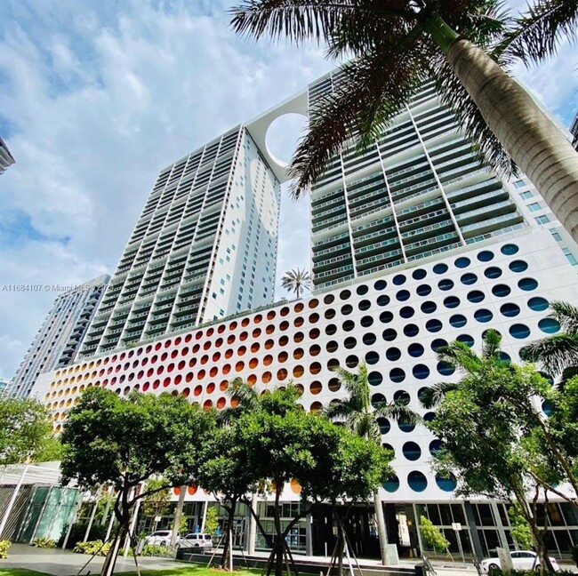 Foto del edificio - 500 Brickell Ave