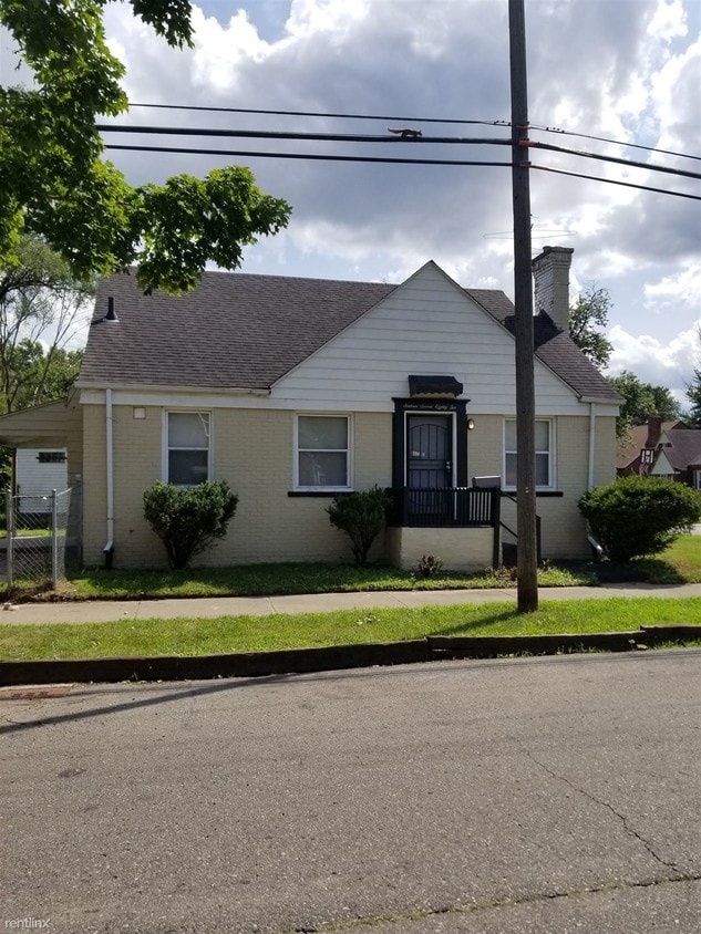 Primary Photo - 2 br, 1 bath House - 16782 Rutherford St