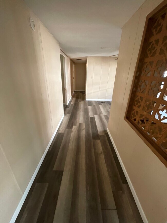 Foto del edificio - 6841 Klug Pines Rd