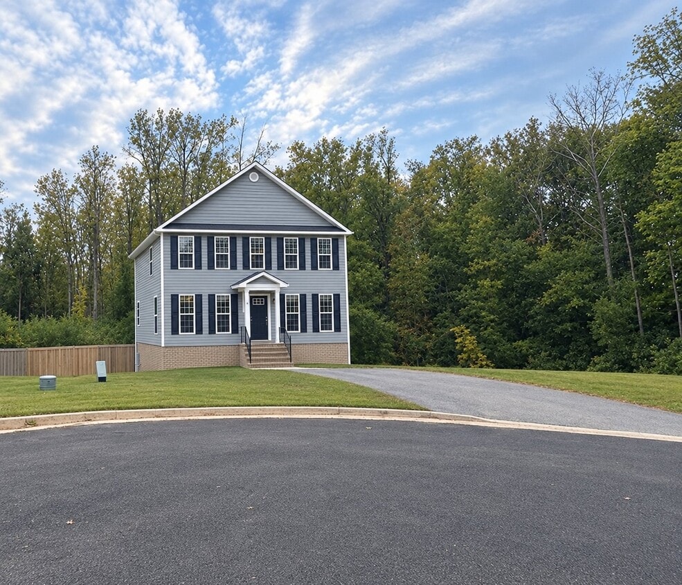 Building Photo - 1701 Dillyn Ter