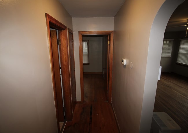 Building Photo - 336 Murrell St
