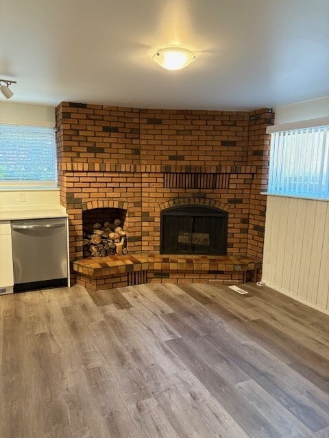 Building Photo - 4225-4117 117 Ave NW