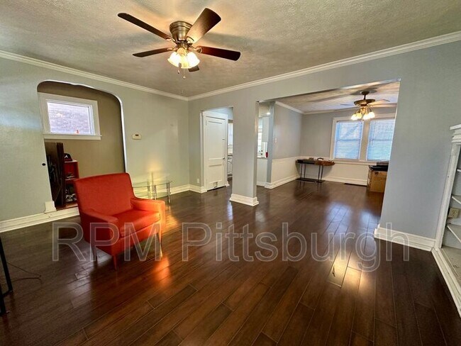 Foto del edificio - 711 Norwich Ave