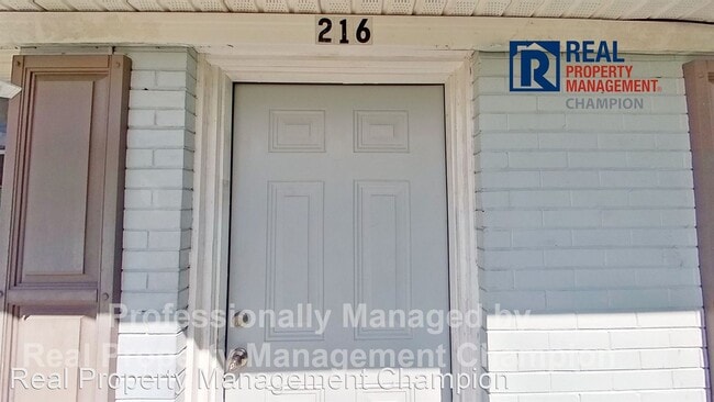 Building Photo - 4 br, 2.5 bath House - 216 Wood Dale Drive
