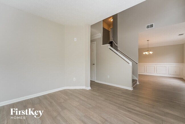 Building Photo - 6683 Princeton Park Ct