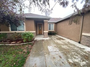 Building Photo - 2223 N Riesling Ave
