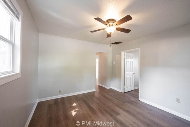 Foto del edificio - 3026 S Rybolt Ave