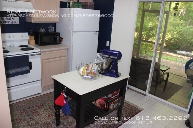 Building Photo - 5532 Carrollwood Key Dr