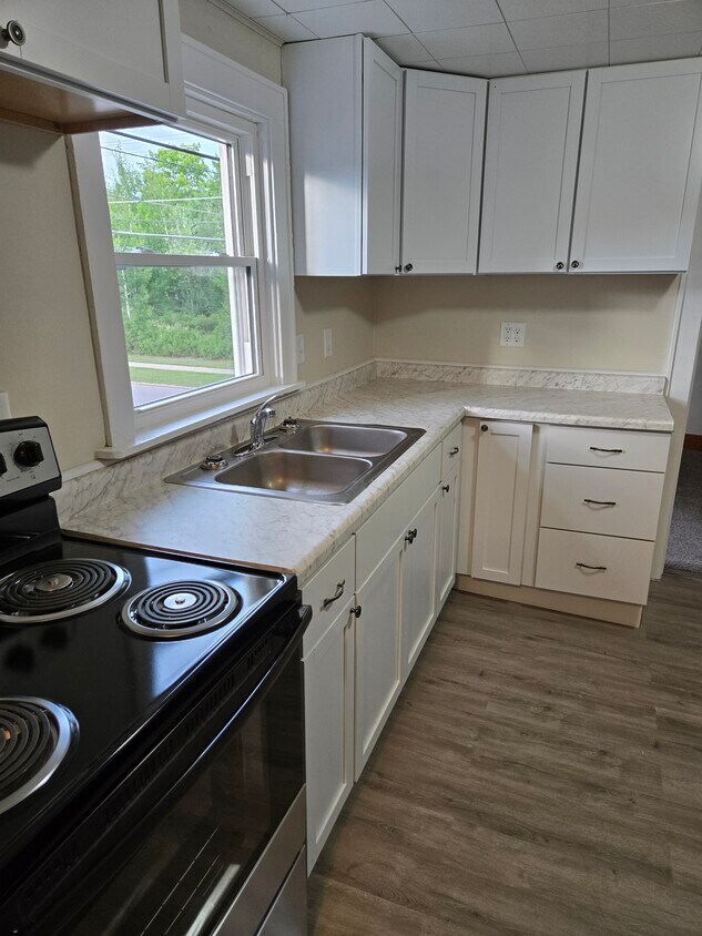 Foto principal - 307 N Brown Ave