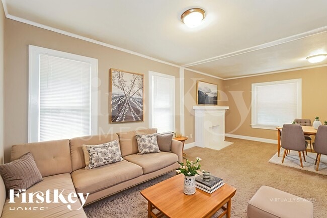 Building Photo - 6220 Tracy Ave