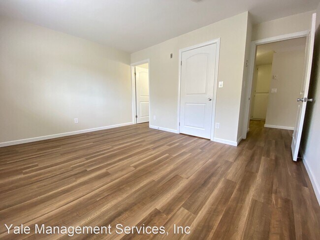 Foto del edificio - 2475 Corinth Ave