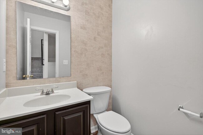 Foto del edificio - 266 Brock Bridge Rd